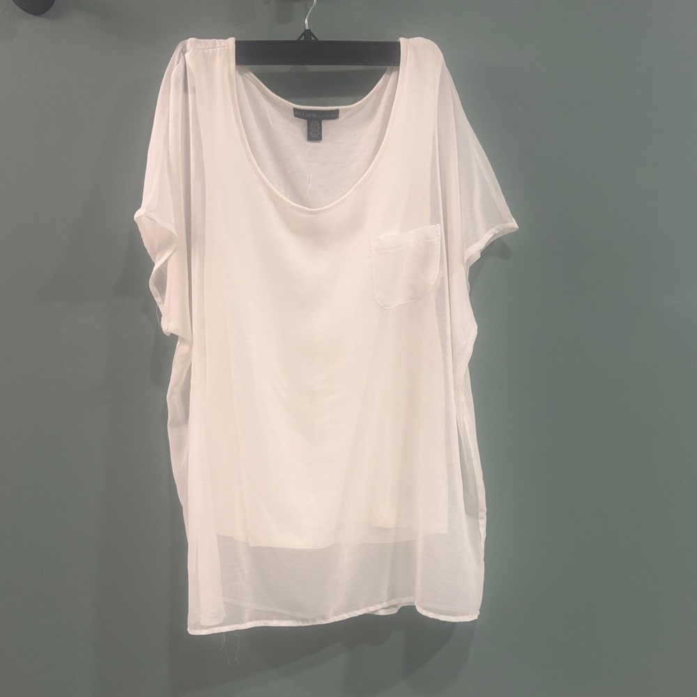 Design History Sheer White Short Sleeve Top